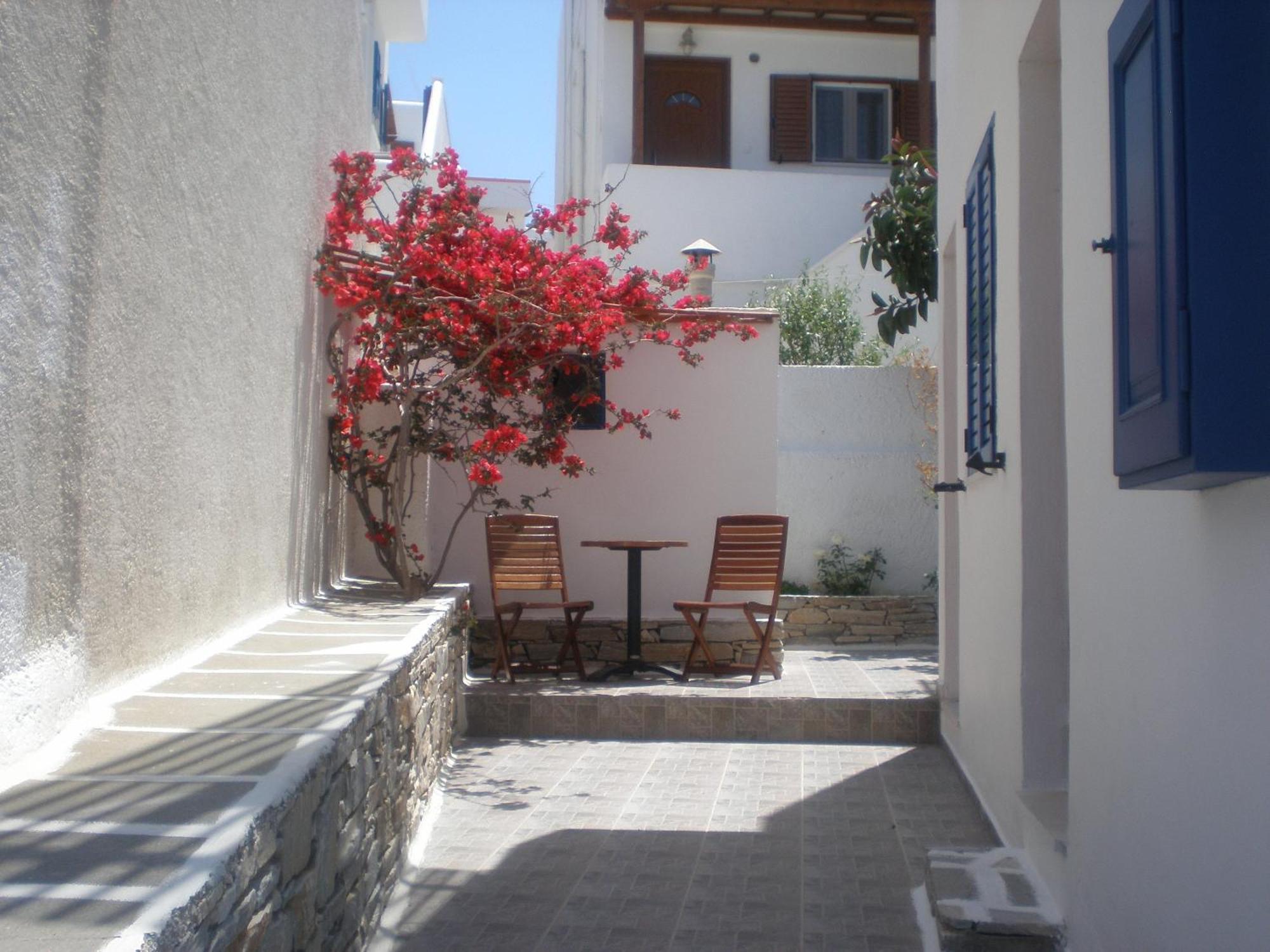 Armonia Pension Chora  Luaran gambar