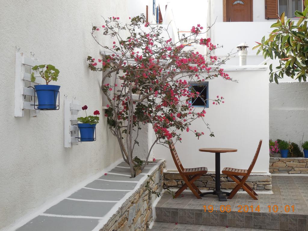 Armonia Pension Chora  Luaran gambar